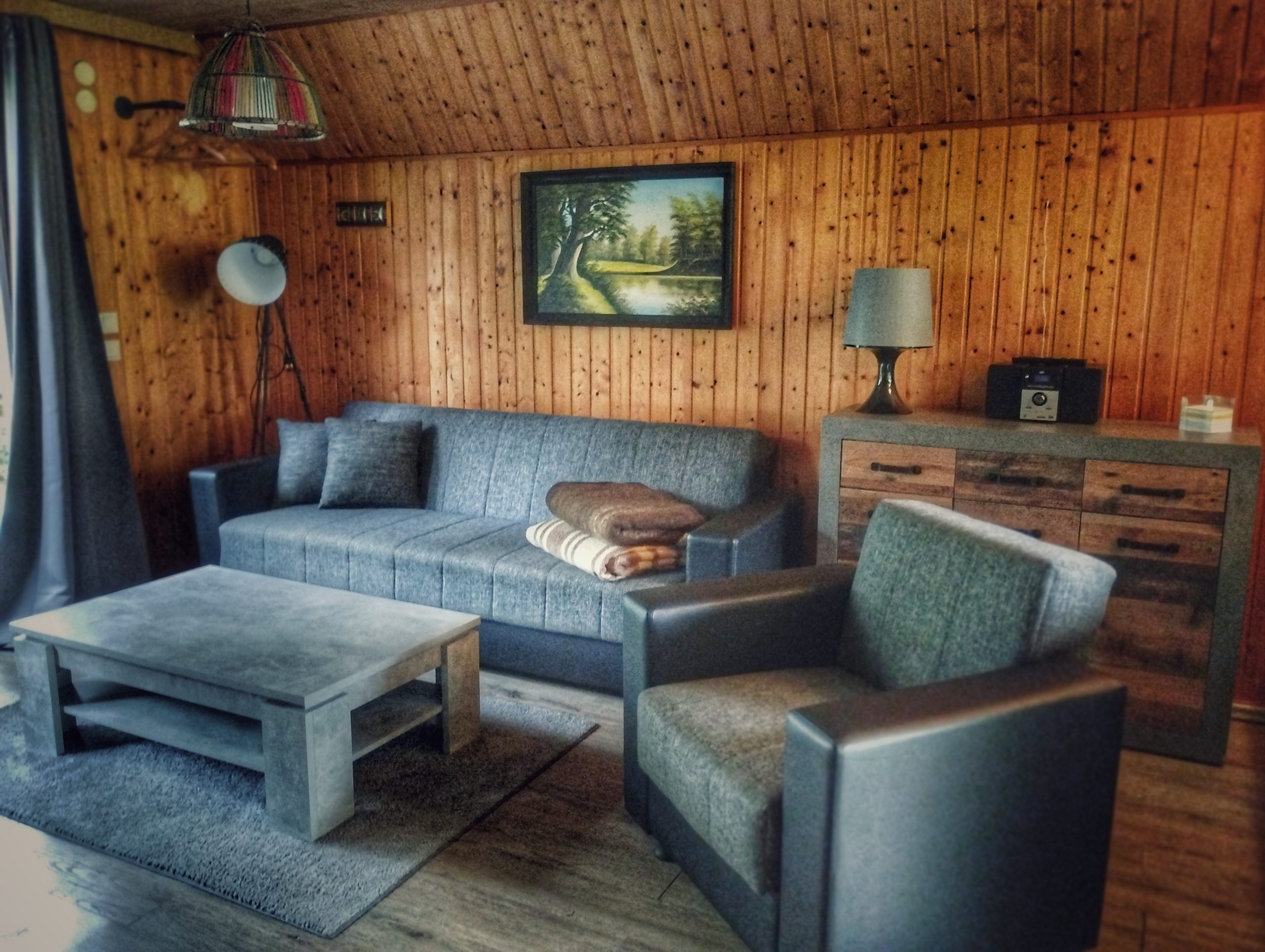 Sitzecke mit Klappcouch